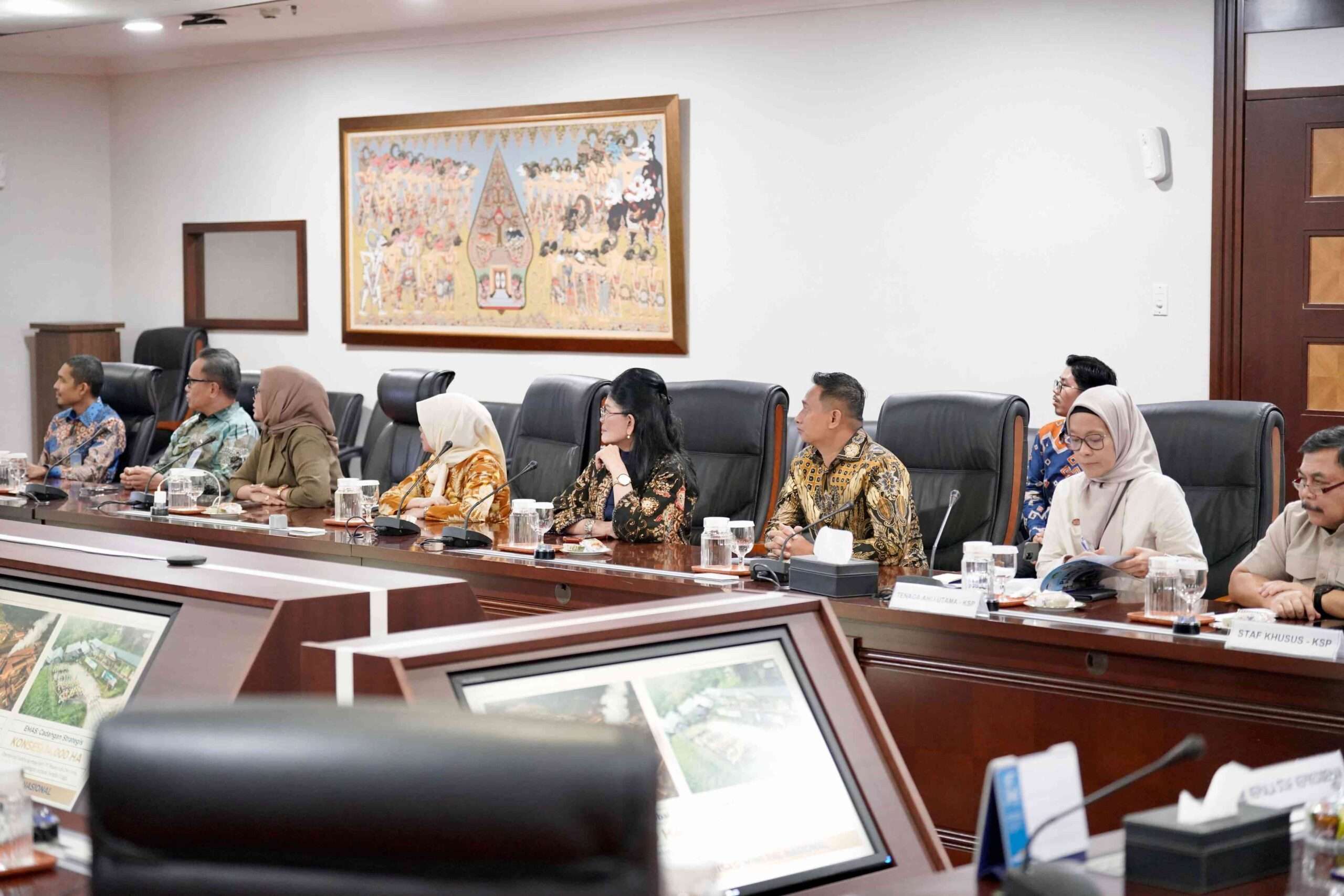 Audiensi BPP DOB Provinsi Luwu Raya dengan KSP Jenderal Purn Dudung Abdurachman (Foto: Dok Humas BPP DOB Provinsi Luwu Raya)